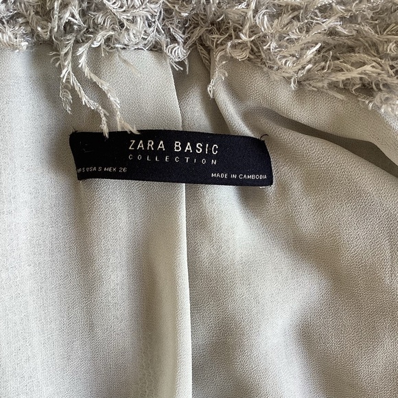 Zara Basic Grey/ Silver Feather Shimmery Open Sweater SZ S - Picture 6 of 6